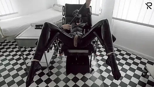 Solo Gasmask Games in the Rubber Clinic Part One