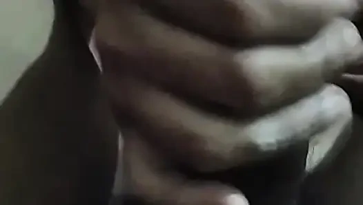 Die frau eines nachbarn bittet um eine mitfahrgelegenheit