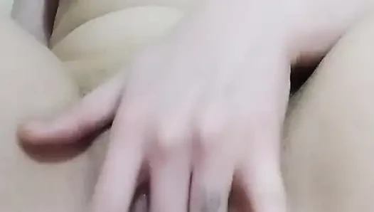 Masturbating My Pussy Until It's Creamy