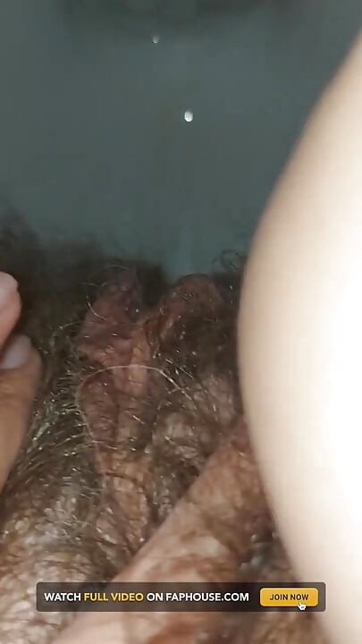 Pissing Woman, Hairy Pussy Pissing