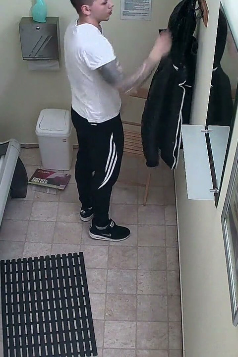 Czech Gay Solarium 48 Buff Stud Gets Caught with a Surprise