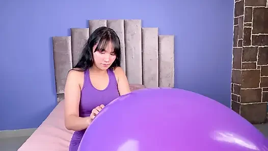 My Ass Vs Giant Ballon