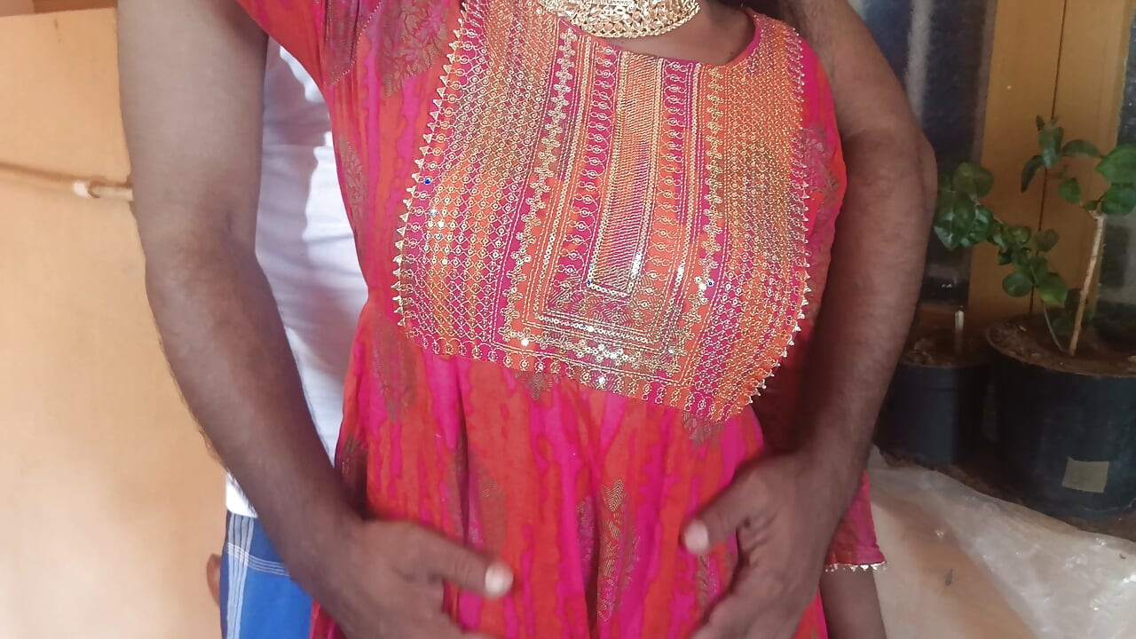 แม่บ้านสุดฮอตนอกบ้าน