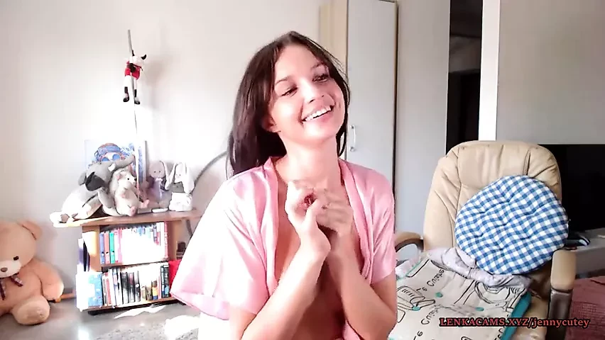 Sweet European sexy dance striptease
