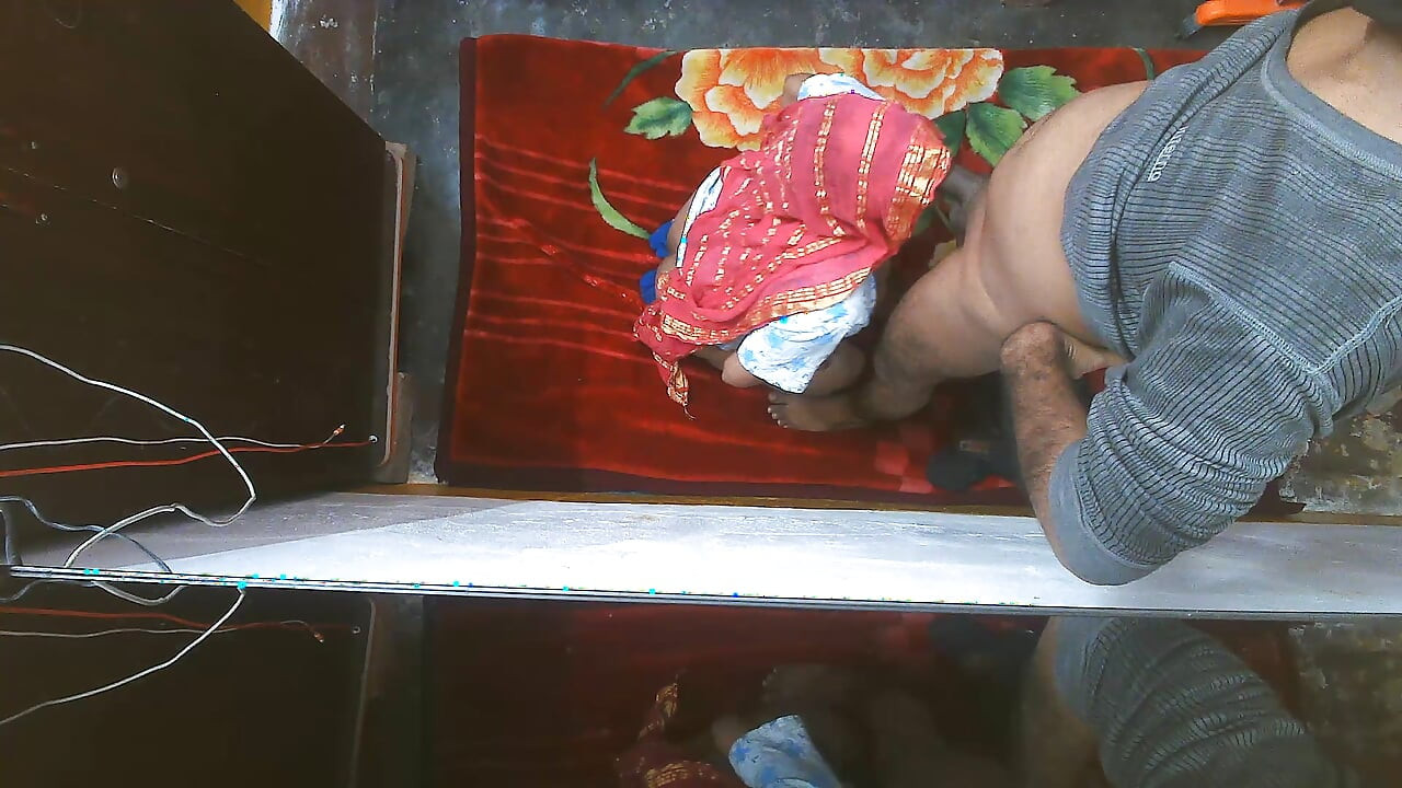 Seksowna jebanie mlecznej pokojówki