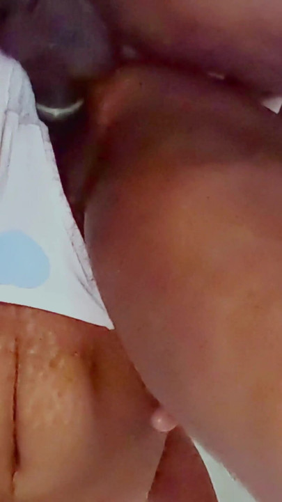 Ključni trenutak iz "Seksa u kupaonici s maćehom"