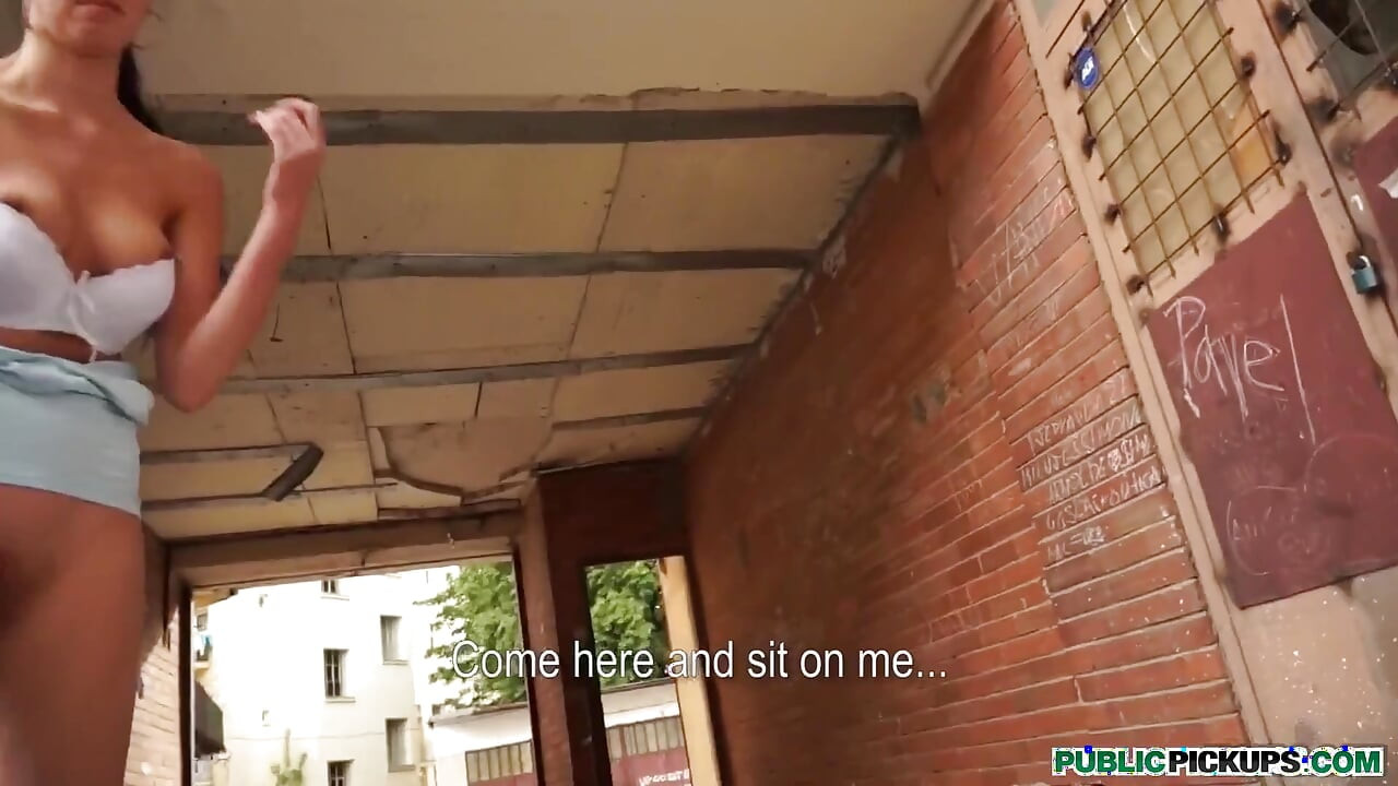Public Pickups - Private Nurse Tea Key Gets Pounded in the Ally