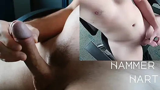 Boşalma no 2 ile birden fazla görünümde mastürbasyon yapıyor
