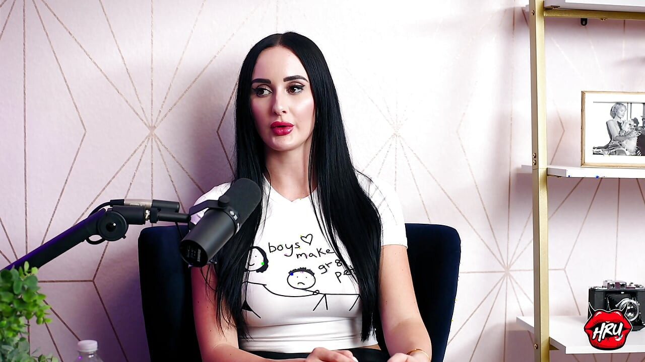 Violet Voss ucensureret fra glam til hardcore - den virkelige historie