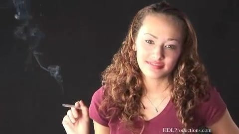 Miss Niveah - Smoking Fetish at Dragginladies