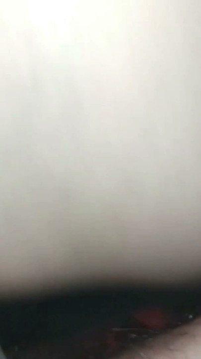 격렬하게 문지른 후 팬티 스타킹에 정액 | 클립 1