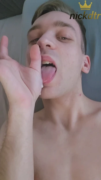 Look at me when I💦 for you