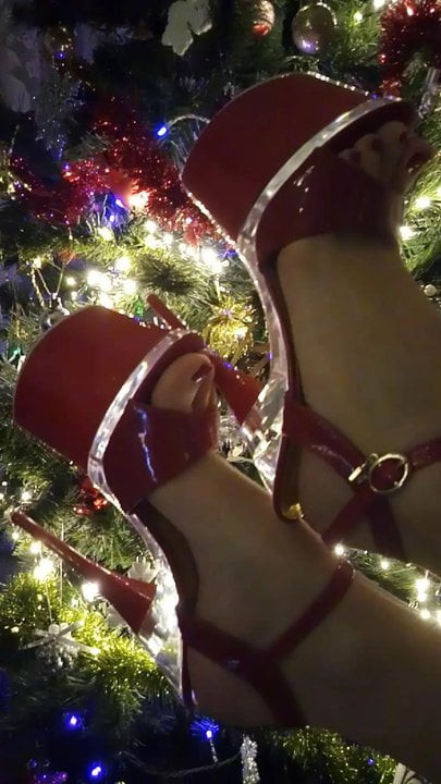 Lady L high heels 5: Happy new year !
