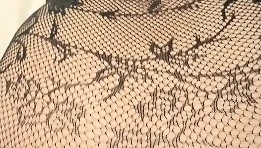 Dicker arsch in dessous lässt ihn schnell kommen