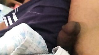 Ik besloot vandaag met mijn pik op mijn bed klaar te komen en je te leren hoe je een lul kunt masseren en heel snel kunt groeien vóór de seks #asjiscoolvideo