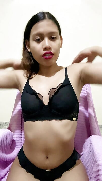 Shy amateur teen fucks self dumb