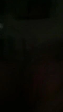 Tessa dando un trabajo de llanta