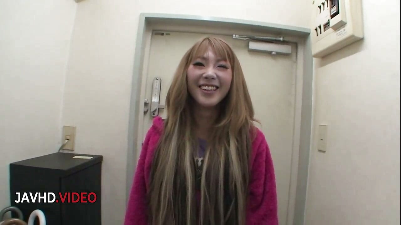 Shy Saki Oshiro's Naughty Bathroom Blowjob and Cowgirl Ride