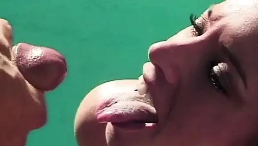 Heiße College-Geständnisse am Pool