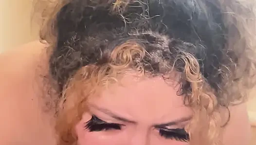 Üvey oğul bana bir muamele çekiyor