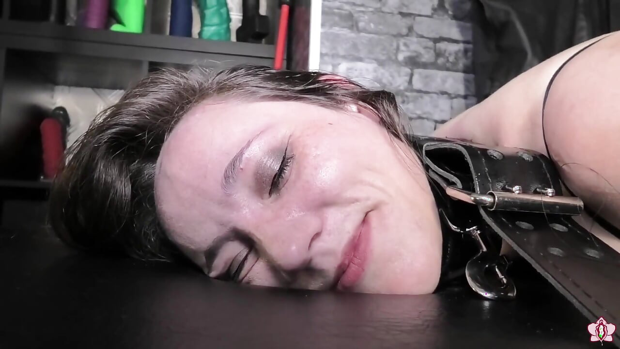 Slave Mila Submits to Anal Training and the Harsh Cane to Please Mistress Ava Von Medisin (wmv)