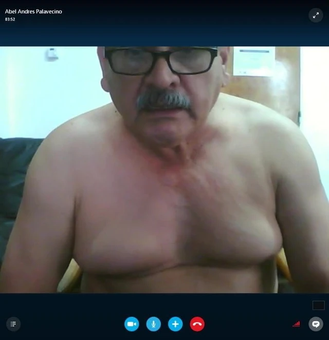 Bigote caliente