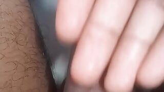 Tasnim Aysha masturbazione del fidanzato in mano