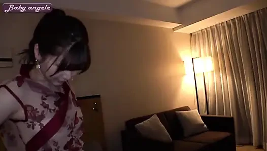 muncrat yang tak terduga. Puting merah muda kewalahan oleh creampie piston mentah bagian 2
