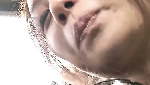 Adegan mesum gadis jepang 3_thin dengan lingerie seksi di lapangan terbuka