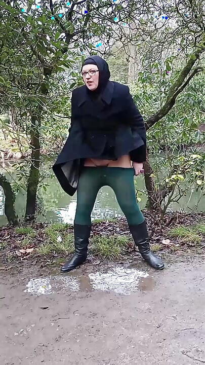Kocamı parkta sevgilimle aldatıyorum. (Sayfamdaki tam video)