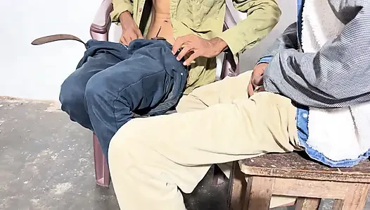 Sıkı deliğinin yarağıma oturmasına izin veriyorum