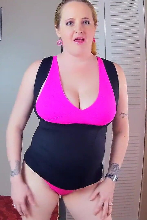 Blowjob & Titfuck Ends with Huge Cumshot