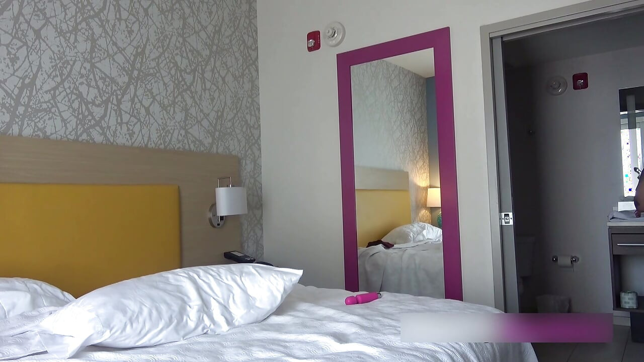 Sally kann nicht aufhören zu kommen