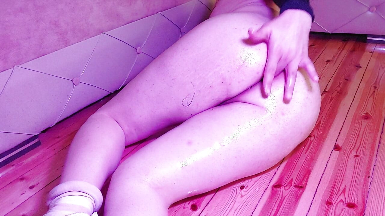 Femboy Model Rubs Oil Slowly, Hips Swaying With Pure Heat
