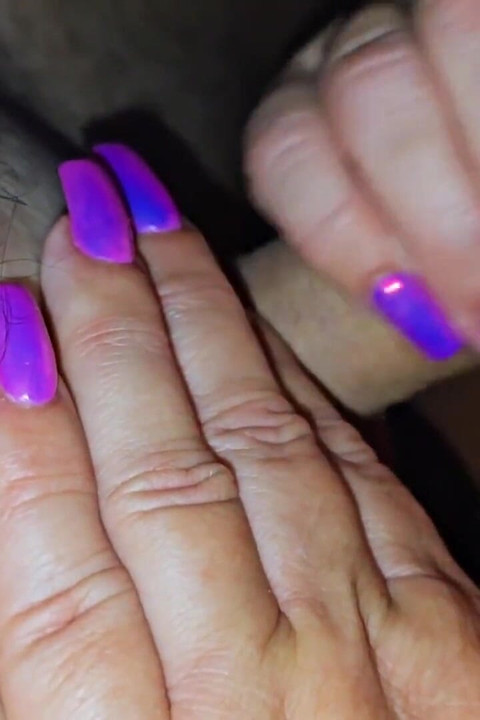 Üvey annemi yeni yıl hediyesi olarak aldım