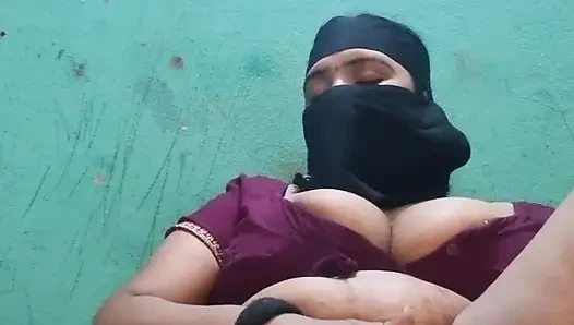 Симпатичное соло поздней ночью с симпатичным и привлекательным бангладешском разговоре