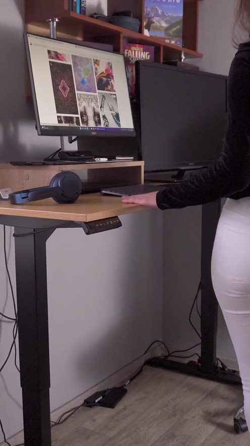 Sexy Coworker in White Jeans Teases Panty Lines Ass
