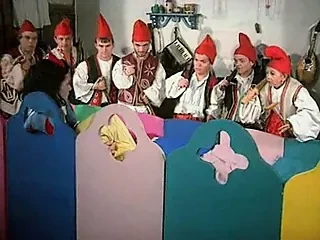 CocoSpaima ALBA CA ZAPADA SI CEI 7 PITICI