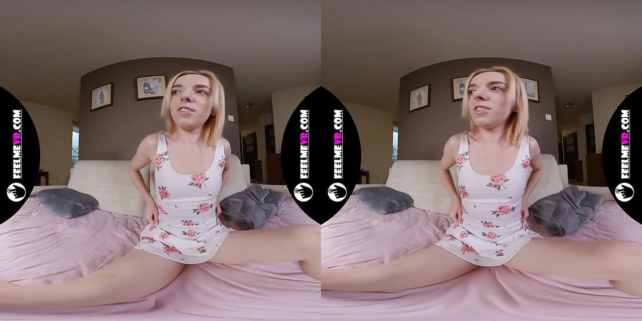 Thumbelina I Fuck Her with Big Pink Dildo