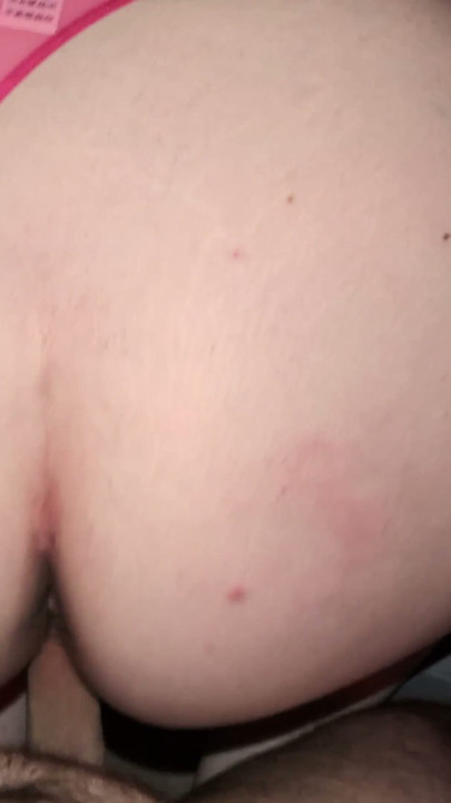 Büyük götlü domaltarak sikiliyor vajinal iç çamaşırı pembe evstporno | Klip 1
