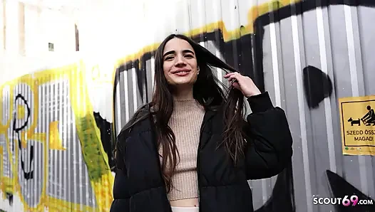 GERMAN SCOUT - оргазм с закаткой глазами для стройной французской девушки Candie Luciani на кастинге траха