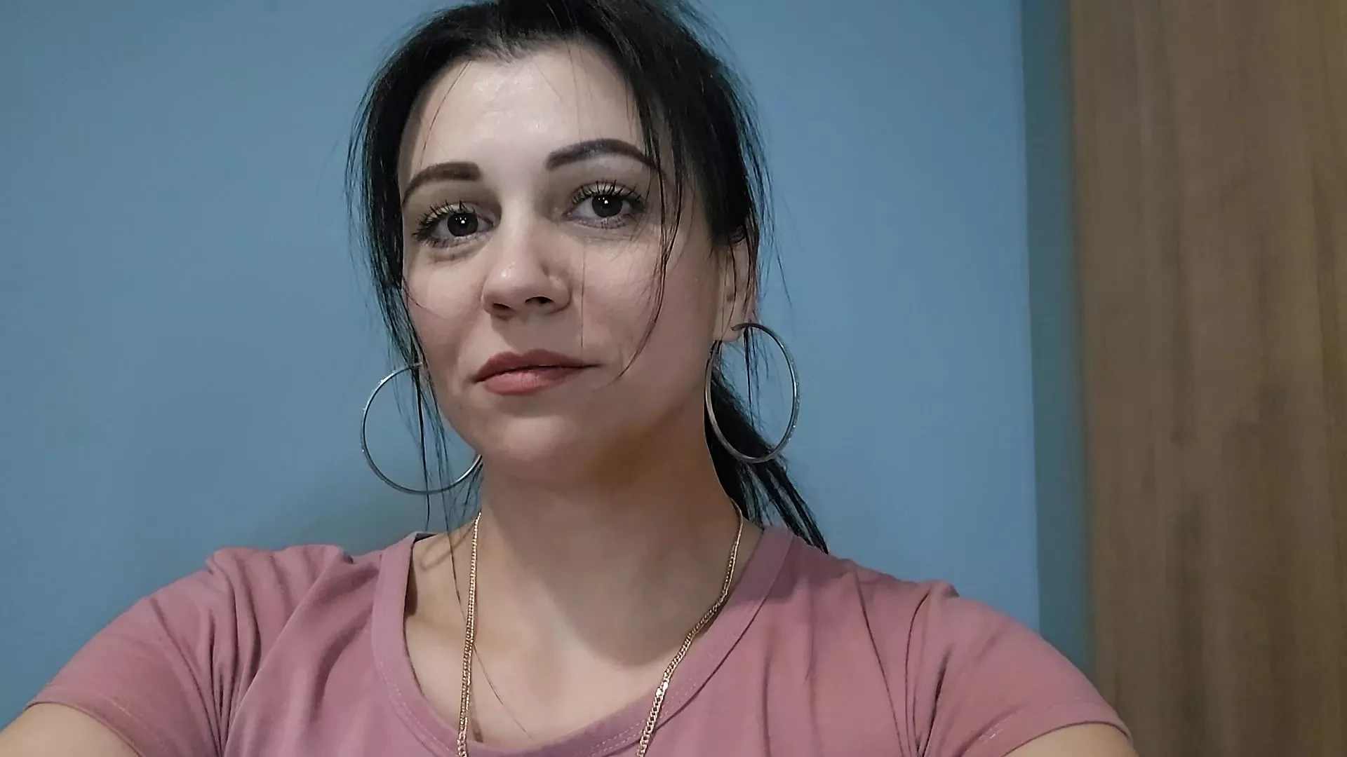 一个关于我在健身房时尿在裤子里的故事。