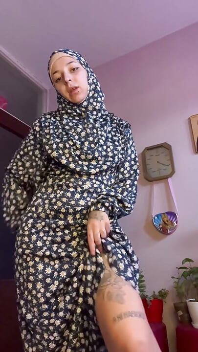 Muslim Striptease
