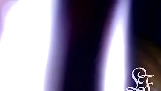 Götümün içine bakmayı seviyorum