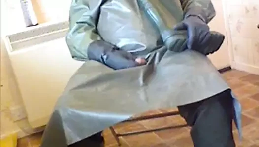 Yeşil lastik masturbasyon.