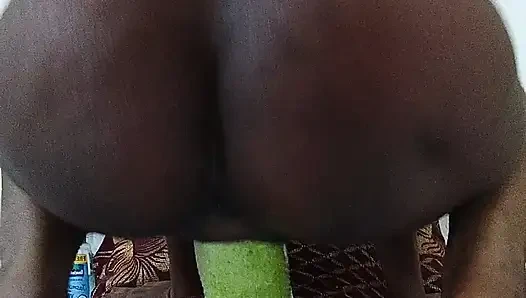 Young and beautiful girl hardly mastrubation in fucking harder