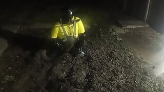Latex-vis Worker Drone Mud Fuck