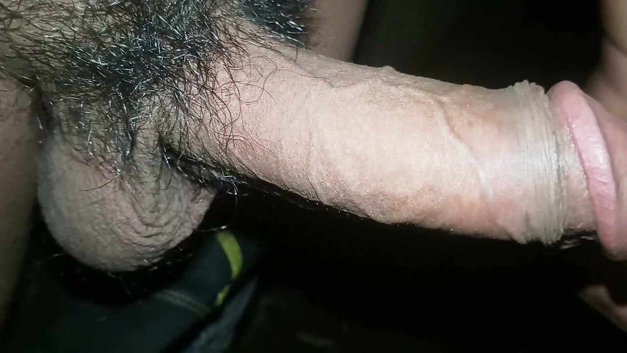 Yuva gora larka pine aaya aur mujhe achchhe se choda 🤤