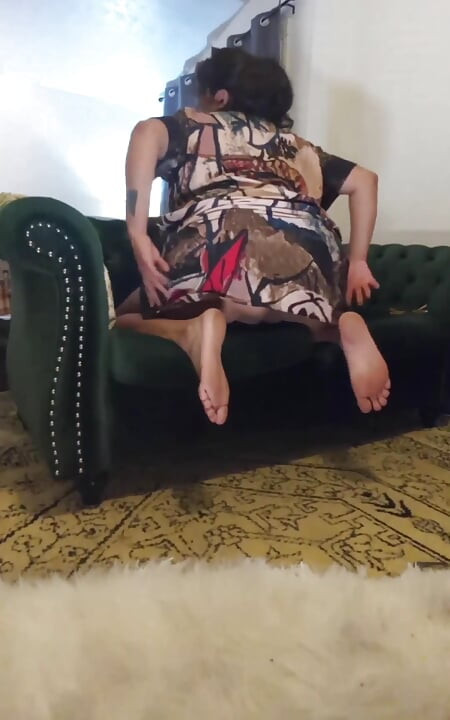 Dee为你张开屁股啪和摇晃