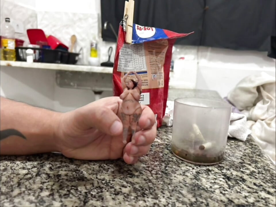 Shrunken BBW Giant World Fantasy
